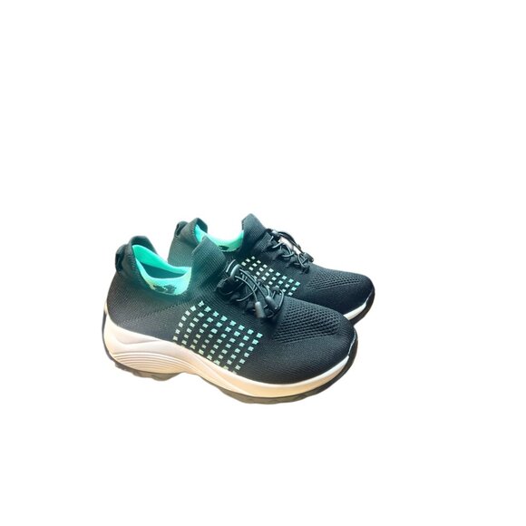 Stylish Lightweight Athletic Sneakers With Lace-Up Closure & Breathable Mesh Up - Picture 2 of 6